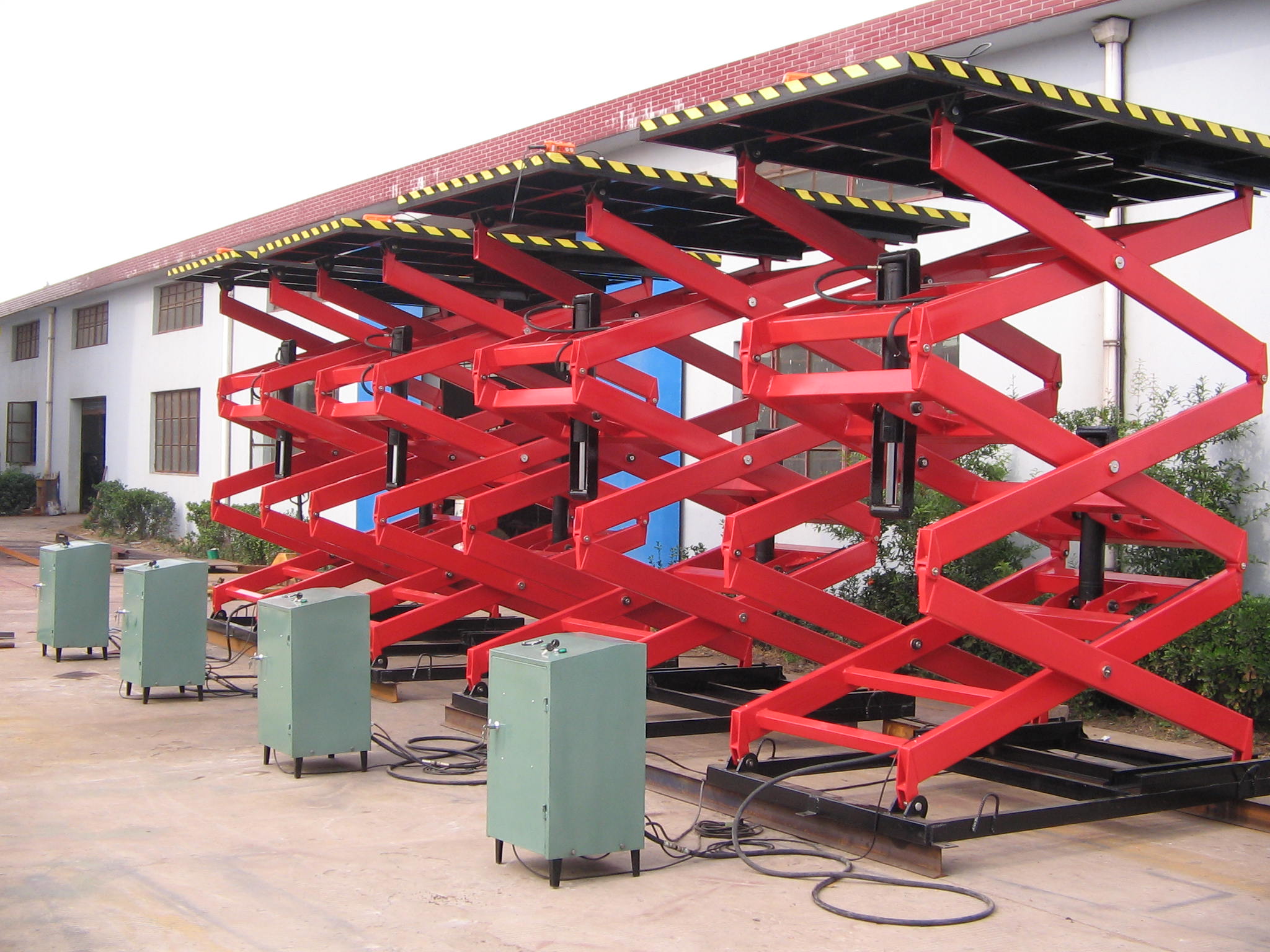 多叉式升降平台